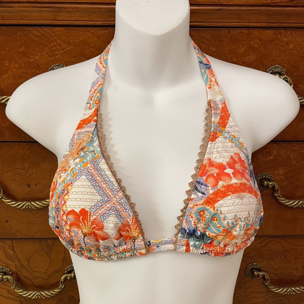 LULI FAMA BIKINI TOP